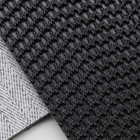 Transportband PVC schwarz 5,3 mm
Transportseite: Siniswellen-Struktur
Laufseite: Gewebe
flammhemmend