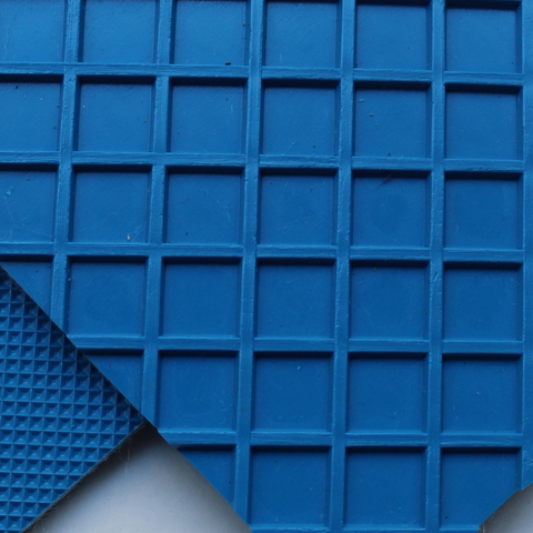 Trannsportband PVC blau 5,5 mm
Transportseite: Karostruktur
Laufseite: Karostruktur
geeignet für Lebensmittel
muldungsfähig