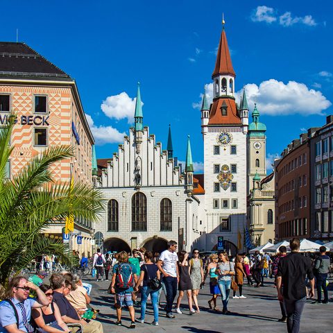 Altes Rathaus am Marienplatz und Ludwig Beck, © München Tourismus, Werner Boehm