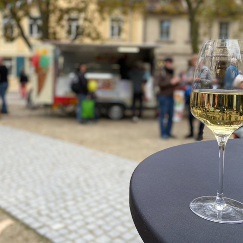  La Dolce Vita am Neustädter Kirchenplatz © ETM Claudia Endres