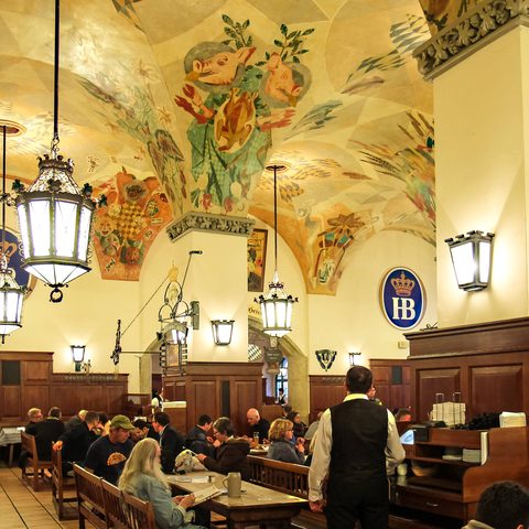 Hofbräuhaus München Gastraum, © München Tourismus, Werner Böhm.