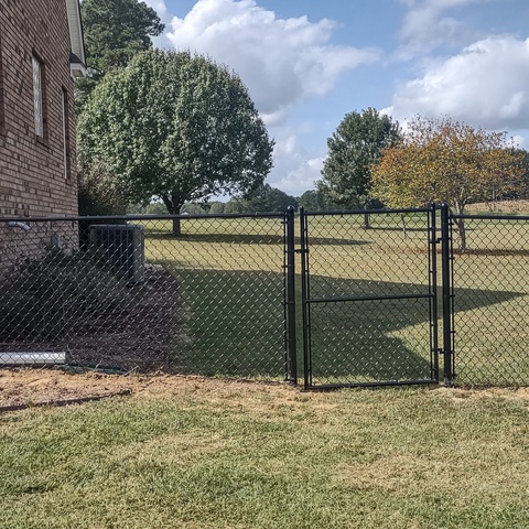 5' Tall Black Chain Link with Walk Gate