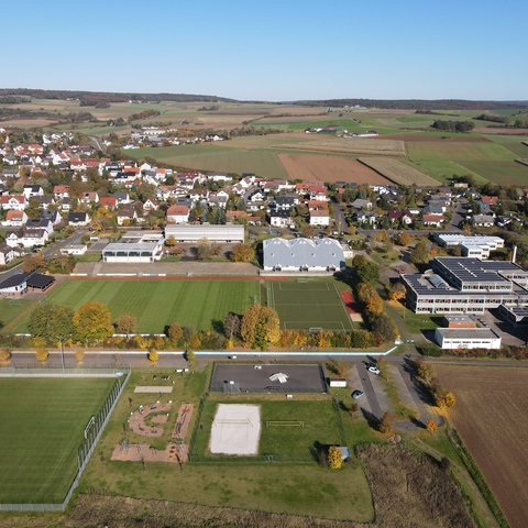 Schul- und Sportviertel von oben © Hubert Brahler / Gemeinde Großenlüder