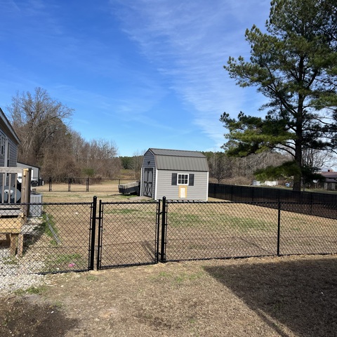 4' Tall Black Chain Link with Bottom Rail