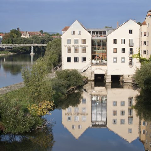 Sorat Insel-Hotel Regensburg, Außenansicht [c] Sorat Hotels