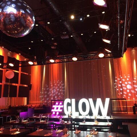 Eventdekoration Leuchtbuchstaben Glow