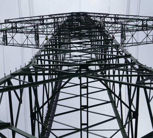 Arbeiter auf einer Baustelle in Deutschland beim Tiefbau