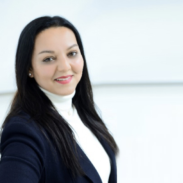 Portrait Maria Mirsai, Zahnärztin St. Ingbert und Praxisinhaberin