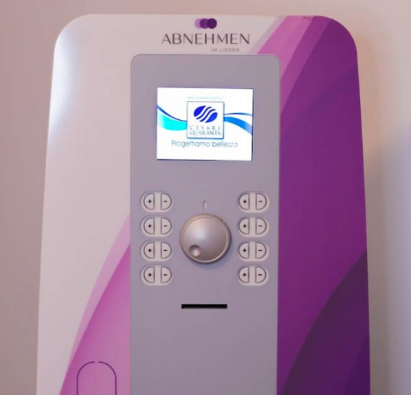 MYA PRO aparat za neinvazivno oblikovanje tela u LisAh salonu.