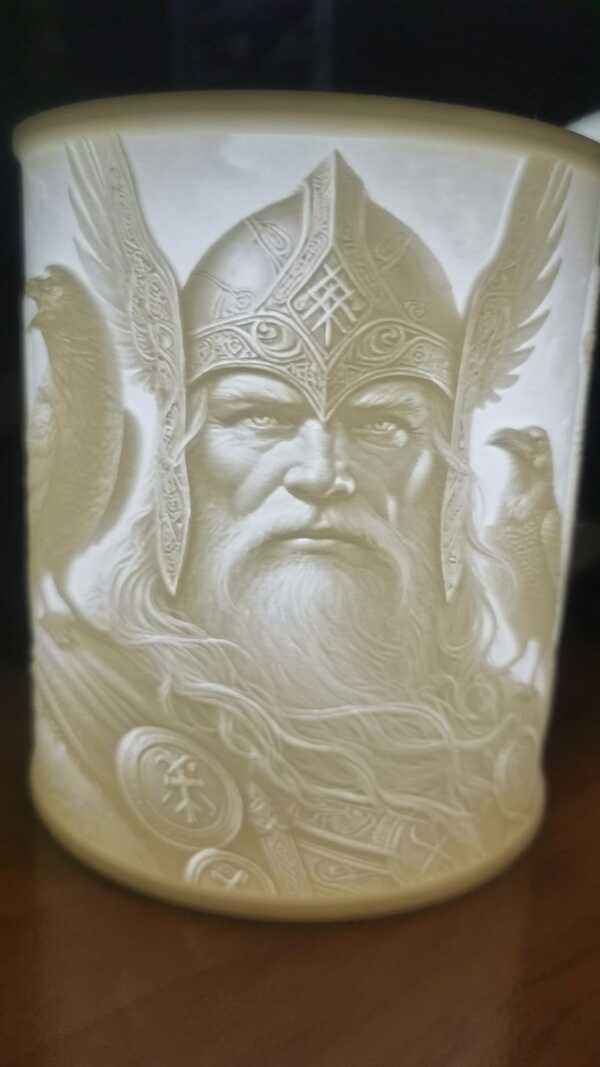 Detailreiches Fantasy-Motiv als Lithophane