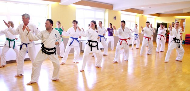 Training in der Kampfsportschule Stadtroda