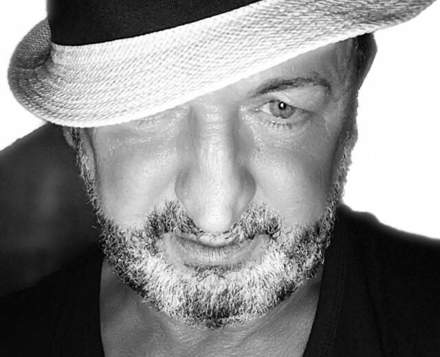 Portraitfoto Robert John Geng