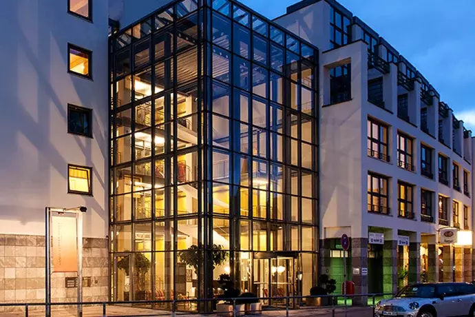 Clipper Boardinghouses -  Hamburg Holzhafen - sightseeing