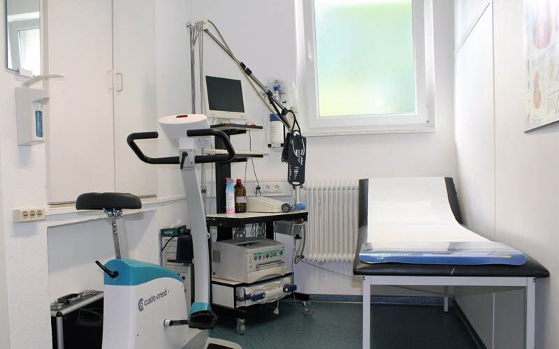 Hausärztliche Praxis Mehler in Dortmund - Behandlungszimmer 2
