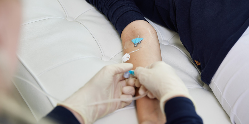 Gesund bleiben | Unifontis - Praxis für integrative Onkologie | Blutabnahme