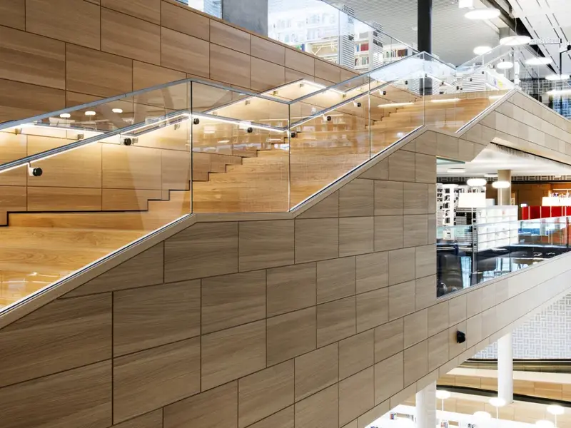 NEMZETI KÖNYVTÁR  -
Luxemburg | 
Felhasznált acsono termékek: FineMicro, Linea
- több mint 800 m²-nyi tölgyfa burkolattal 