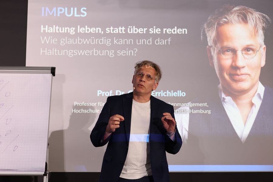 Advertising congress, Frankfurt