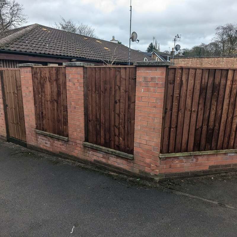 A recent bespoke fence installation for a lady in Sherwood, Nottingham.