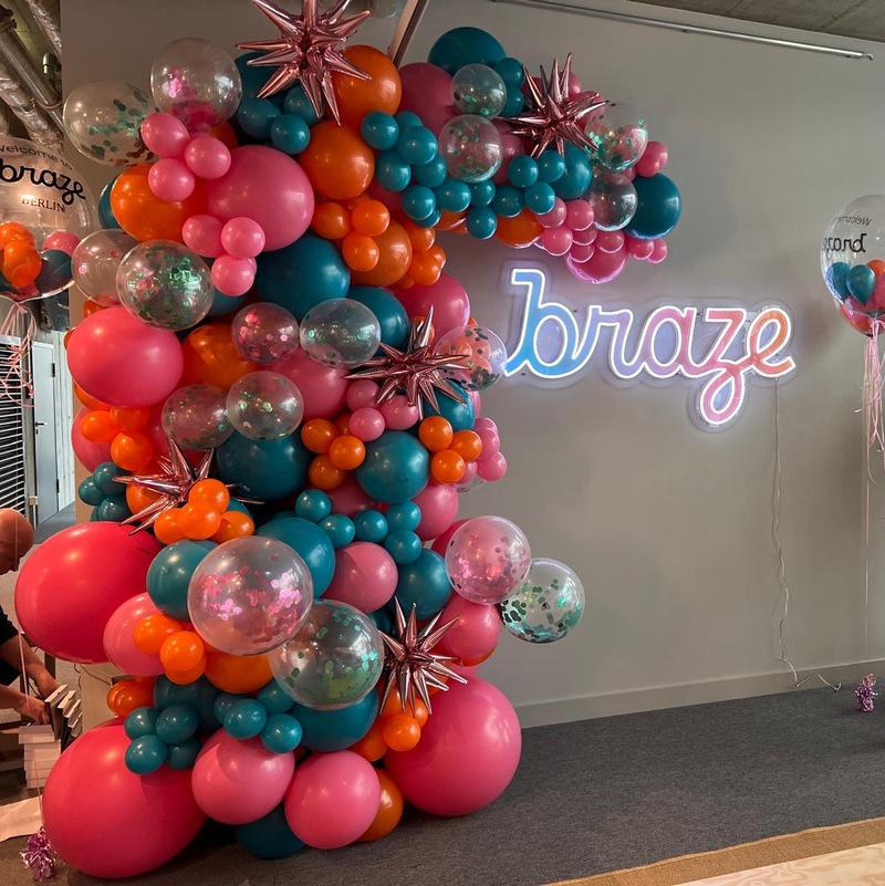 Ballonlieferung Berlin Branding Event Deko