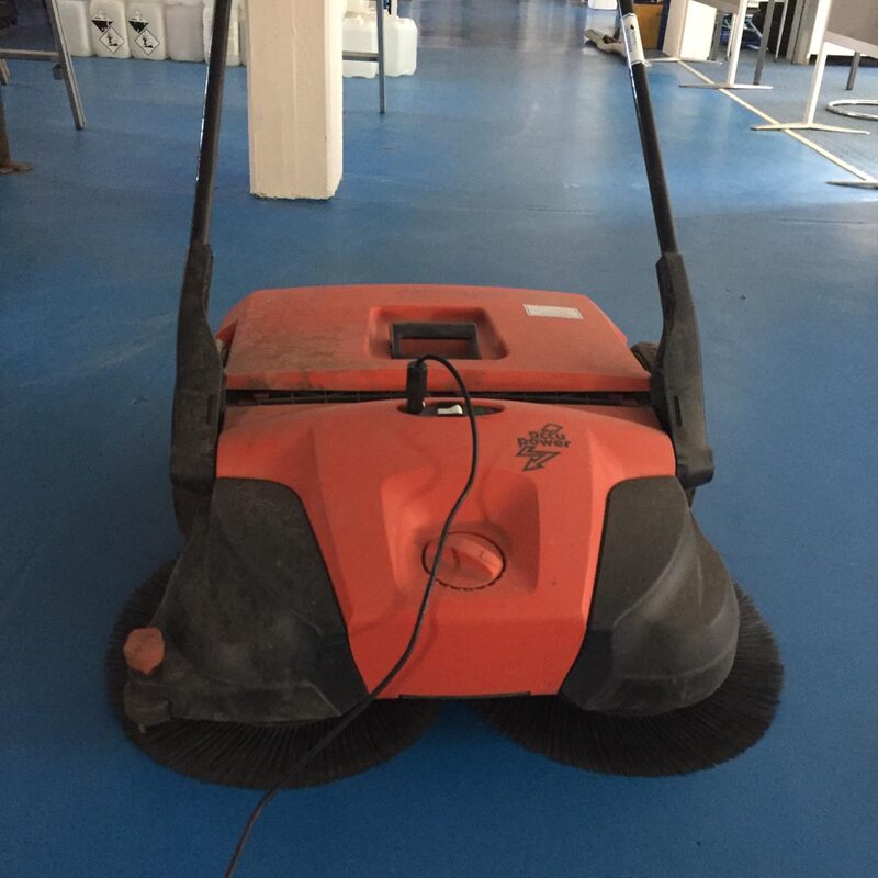 Brennecke Cleaning Gerätevermietung 9