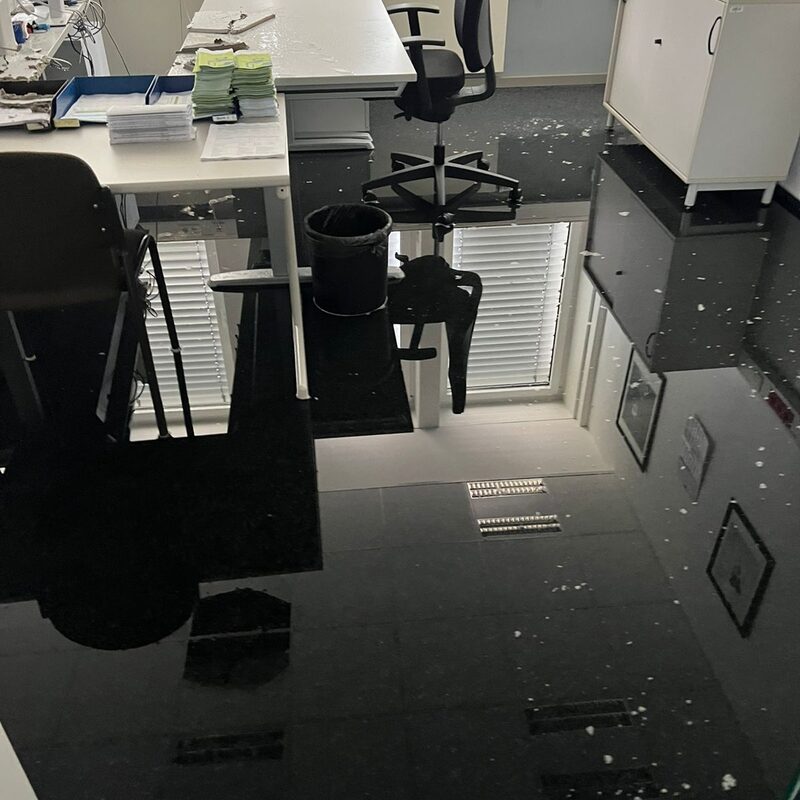 Brennecke Cleaning Beseitung von Wasserschäden 3