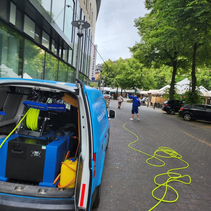 Brennecke Cleaning Reinigung von Glasfassaden 7