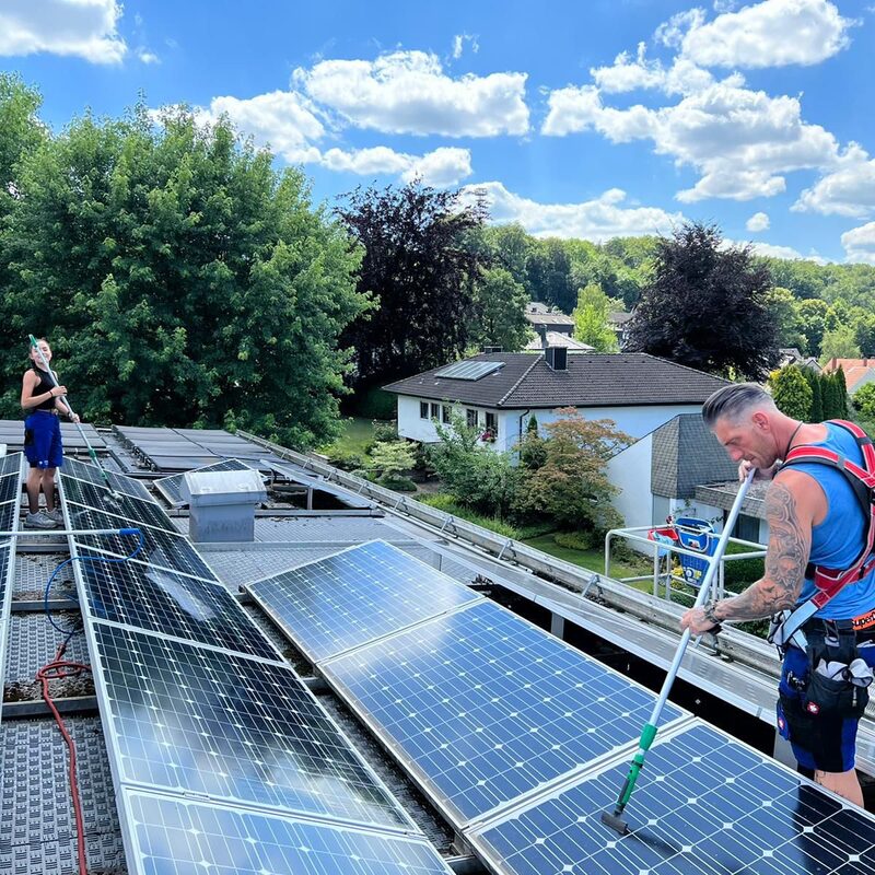 Brennecke Cleaning Reinigung von Solaranlagen 1