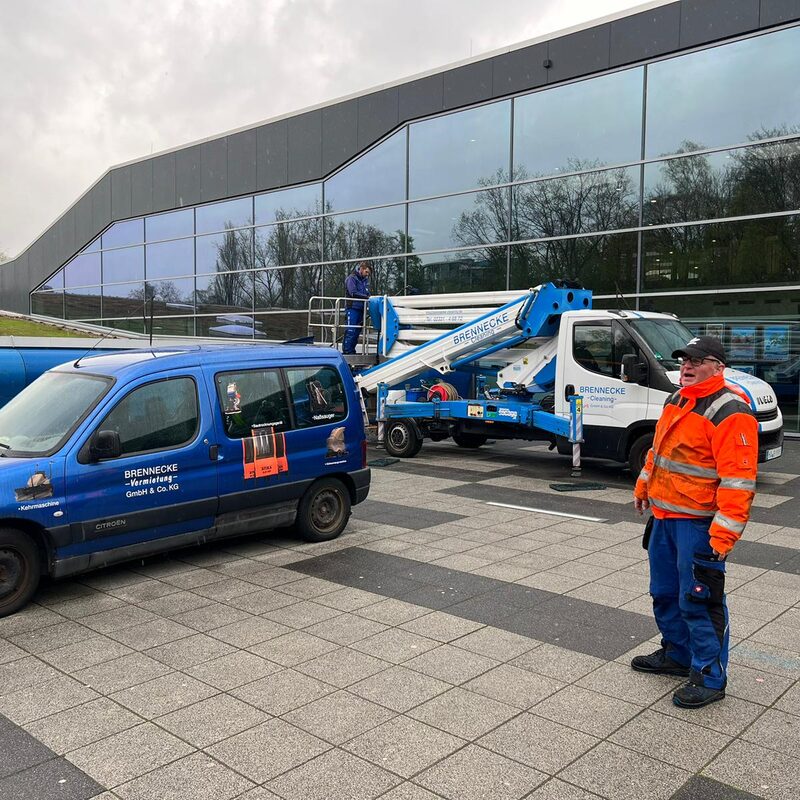 Brennecke Cleaning Reinigung von Glasfassaden 4