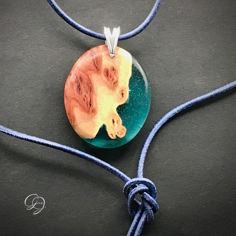 Goldfield Maser
#KandyDip Alcohol Inks Intense Teal  
#dipon EpoxyPlast 3D B20 Jewel Cast