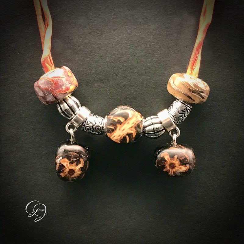 Tannenzapfen-Charms
KandyDip Alcohol Inks  
Dipon EpoxyPlast 3D B20 Jewel Cast