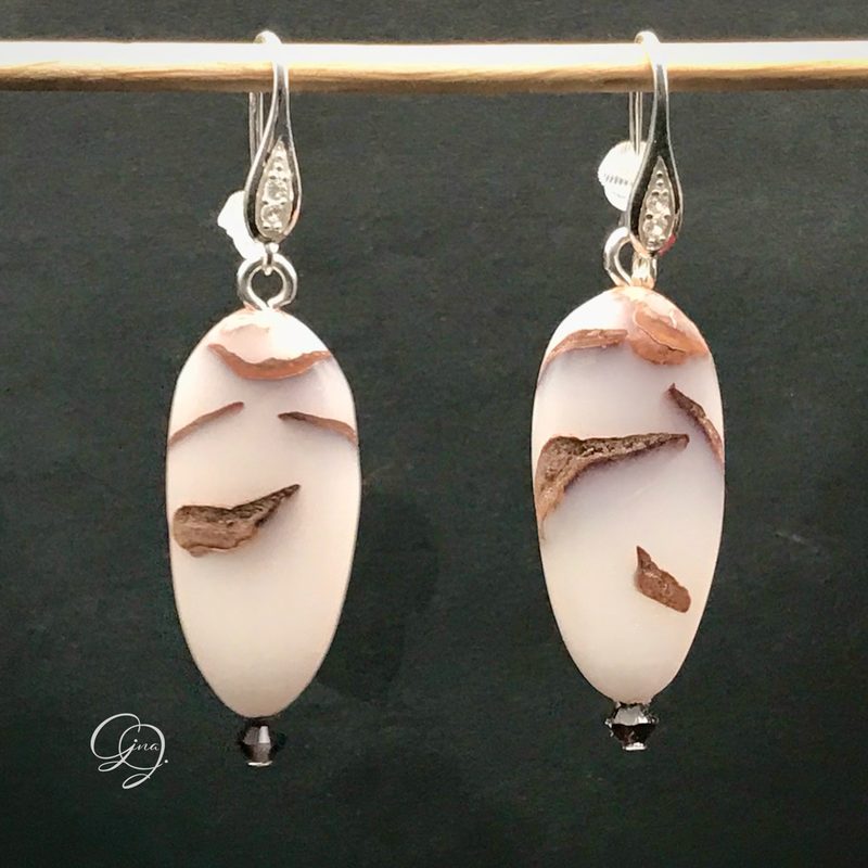 Ohrringe
KandyDip Alcohol Inks Milky White 
Dipon EpoxyPlast 3D B20 Jewel Cast