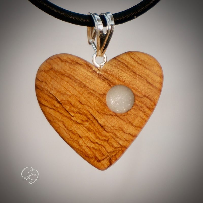 Olive Black & White
KandyDip
Dipon EpoxyPlast 3D B20 Jewel Cast