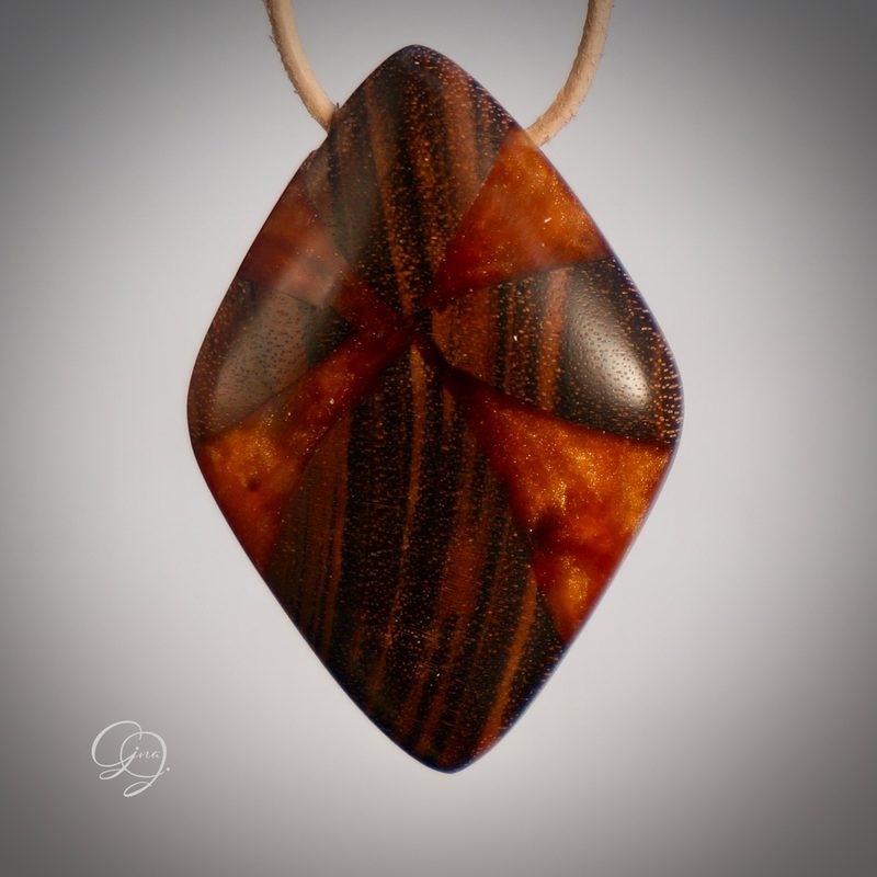 Anhänger
Tigerwood
KandyDip  Intense Teal
Dipon EpoxyPlast 3D B20 Jewel Cast