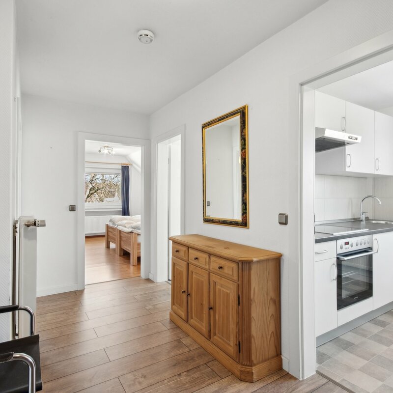 Flur DG Wohnung 1