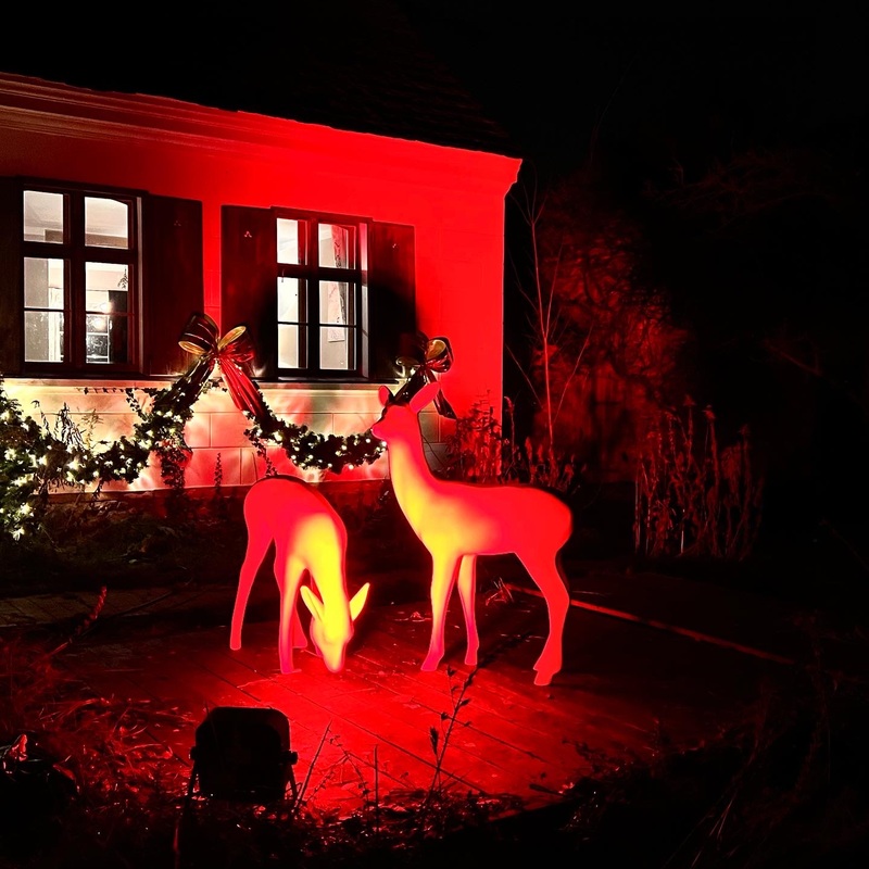 Xmas - Eventdeko - Weihnachtsbaum / Tannengirlanden und Rentiere - einfach mieten