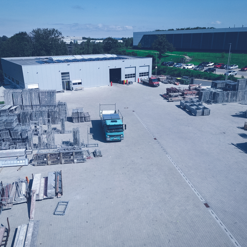 Das Firmengelände von System Gerüstbau