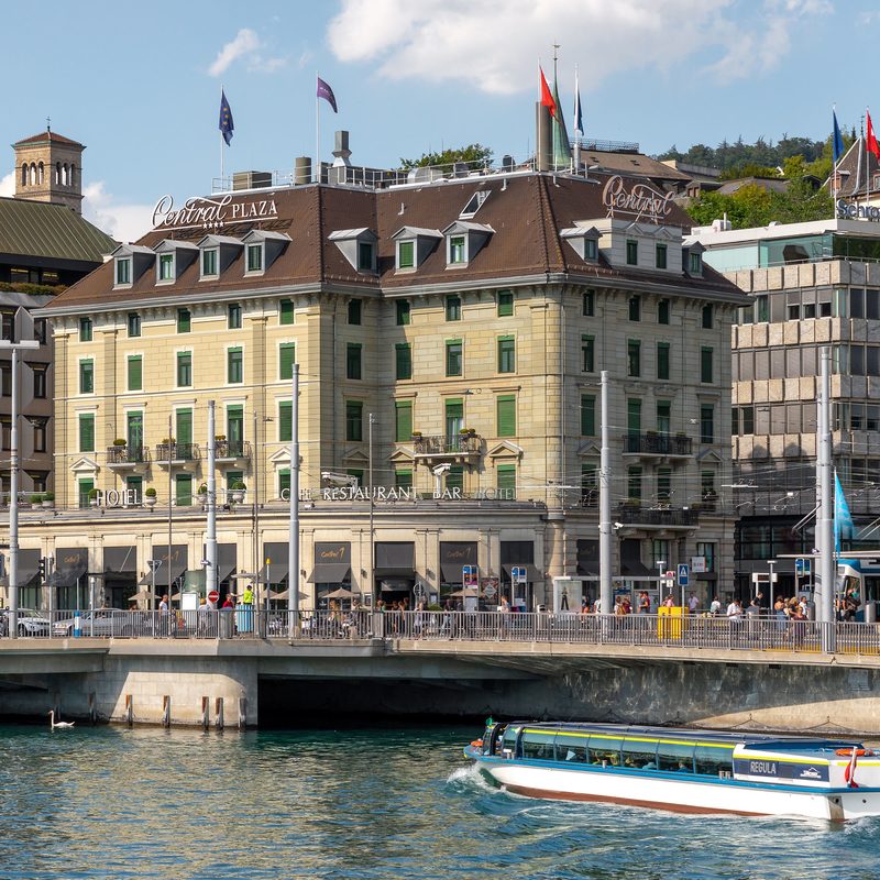 Central Plaza Hotel Limmat river