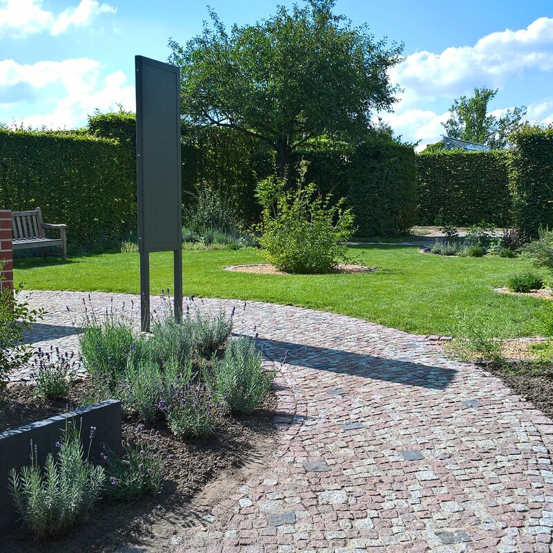 Duft- und Aromagarten inkl. barrierefreiem Kaltem Armbadbecken im Britzer Garten, Berlin 