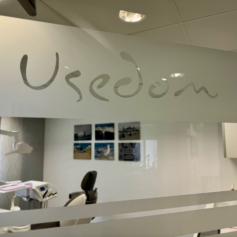 Behandlungszimmer der Zahnarztpraxis Dr. Marie Janik-Rücker