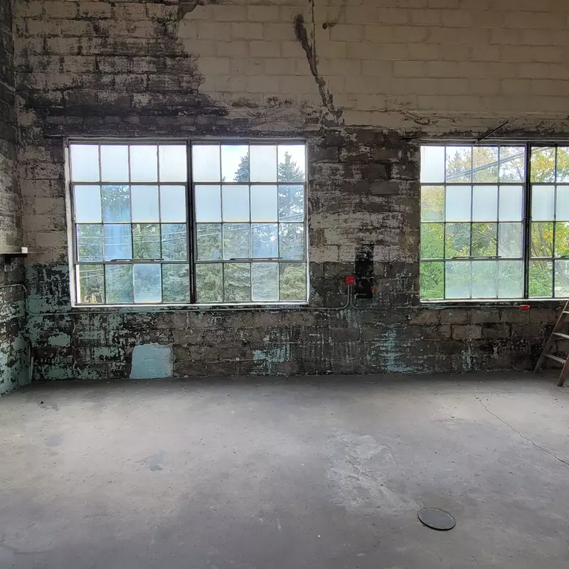 Replacing Broken / Missing Panes.