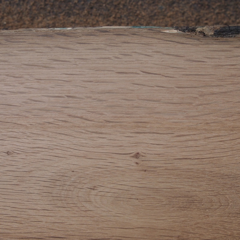 Der Exzenterschleifer sorgt für den Feinschliff