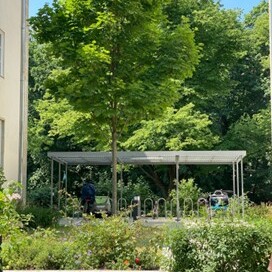 Innenhof 2 Fahrradunterstand