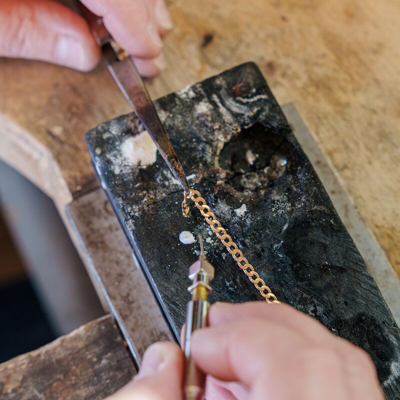 Goldschmiede & Uhrmacher M.Hein