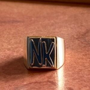 Handgerefertigter Gold-Ring