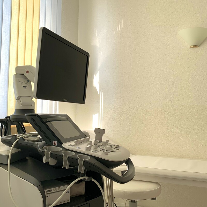 Untersuchungszimmer der Praxis Roma Jagielski & Kamila Gulewicz