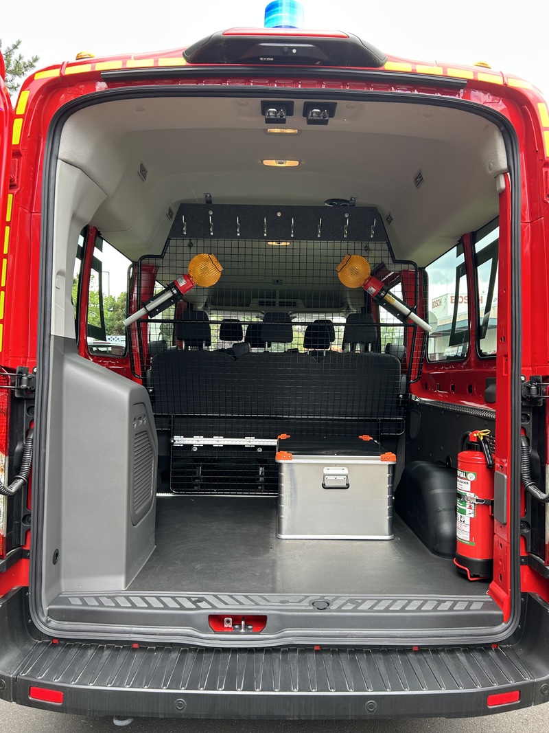 Mannschaftstransportfahrzeug