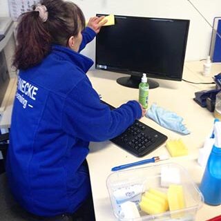 Brennecke Cleaning Computerreinigung 2