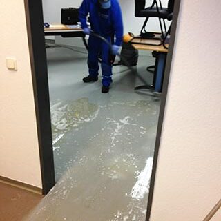 Brennecke Cleaning Versiegelung elastischer böden 1