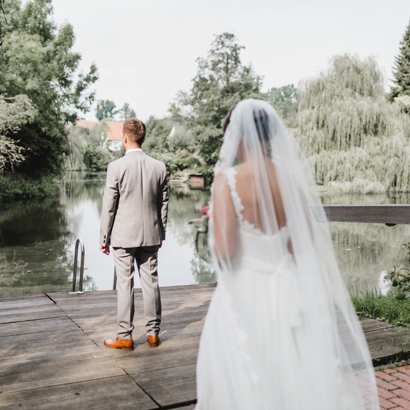 Brautpaar an der Werse - Agape Fotografie