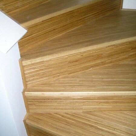 Parkett auf Betontreppe verklebt